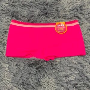 Maidenform 10/12 girls Seamfree BoyShorts _ New